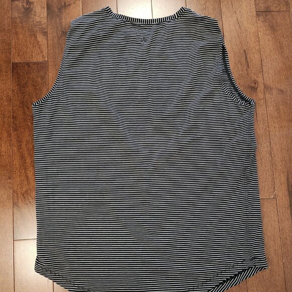 Lululemon women's black and white stripe tank top - Picture 2 of 5